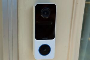 Read more about the article AOSU V8E Doorbell Review: Transforming Home Security