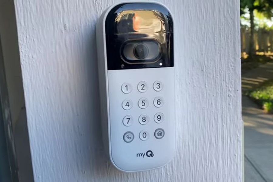 You are currently viewing MyQ Smart Garage Door Video Keypad Review